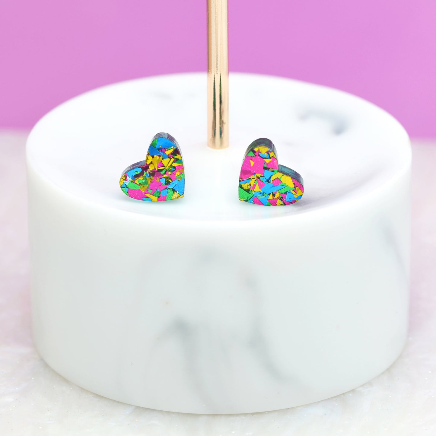 Green Festival Confetti Acrylic Heart Stud Earrings